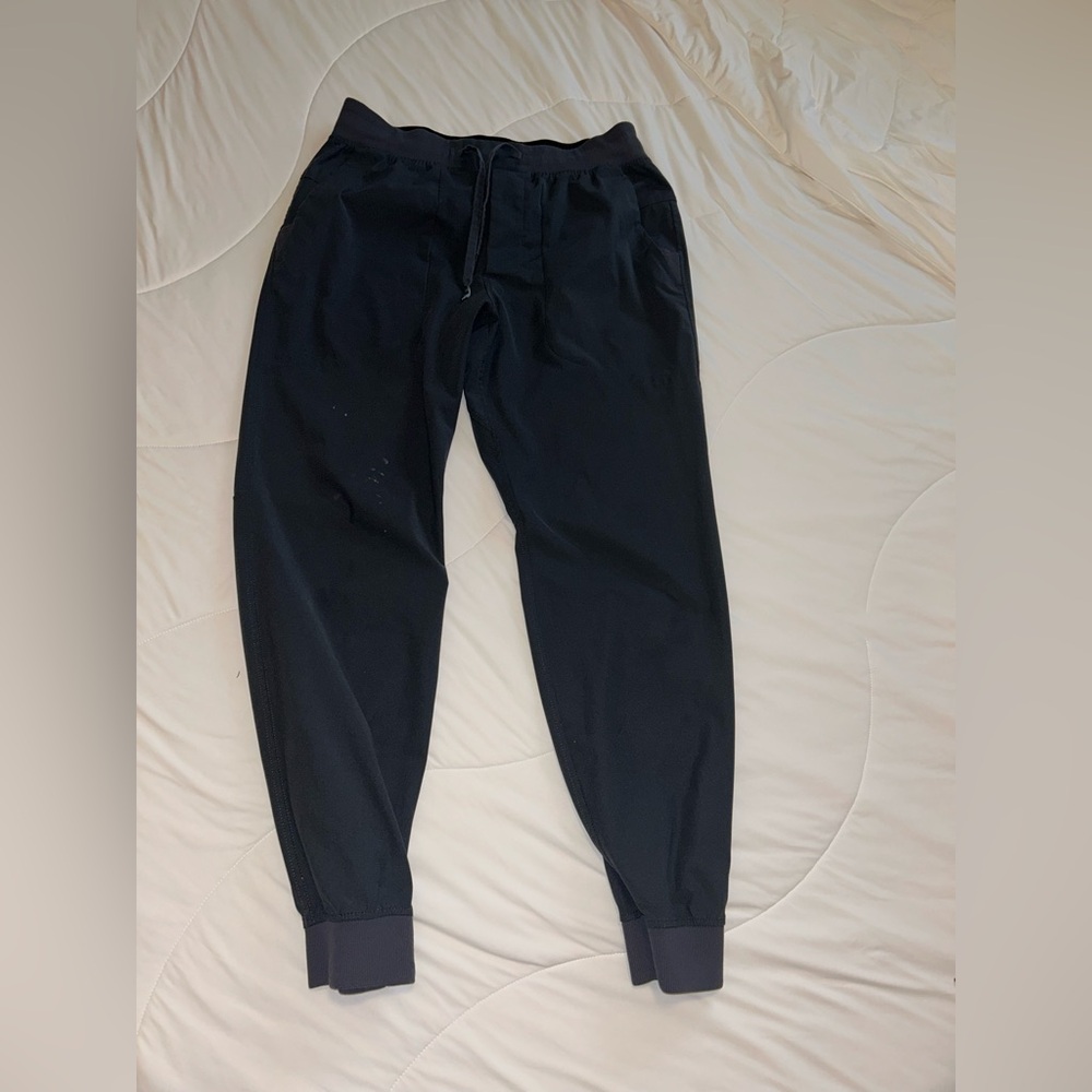Lululemon Men's Black Jogger Pants